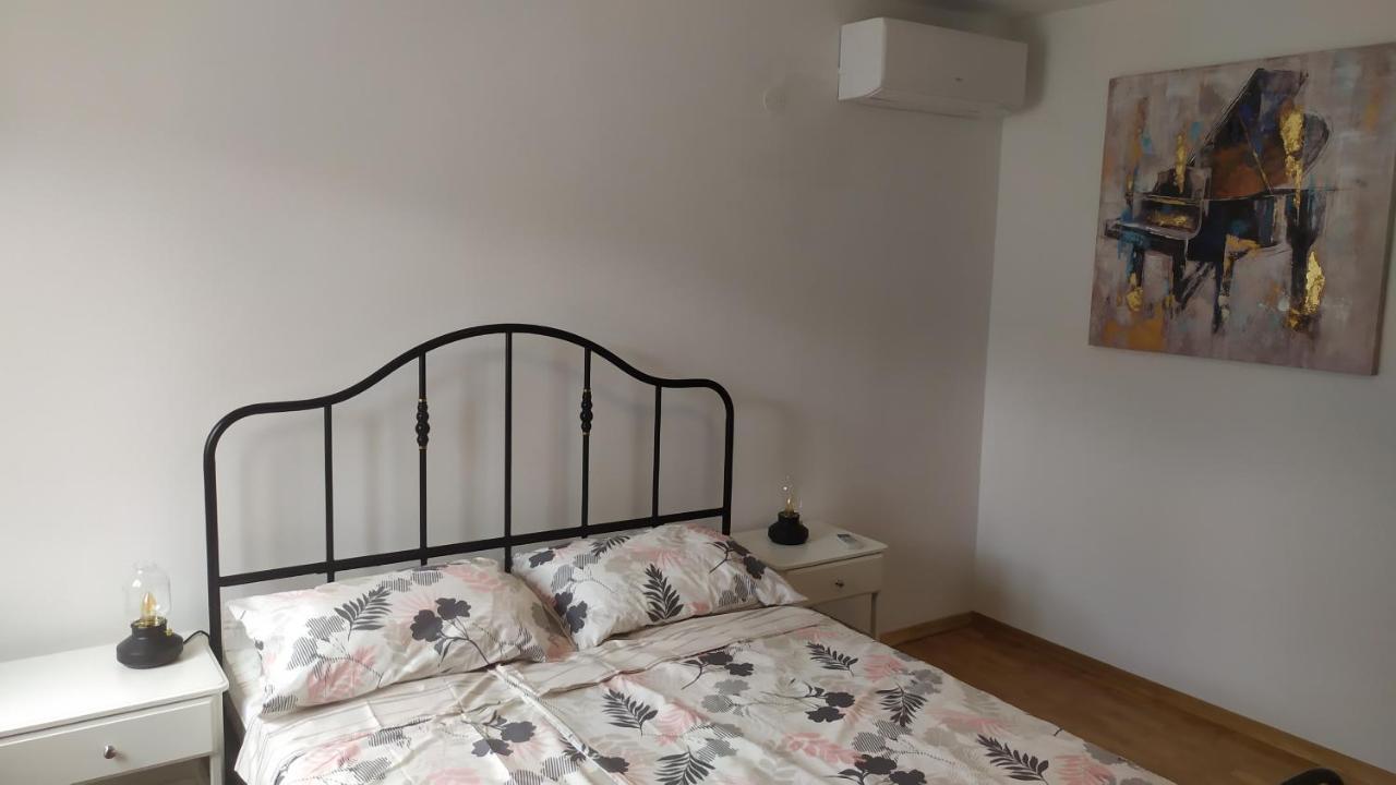 Apartment Ive Krk Town Eksteriør bilde