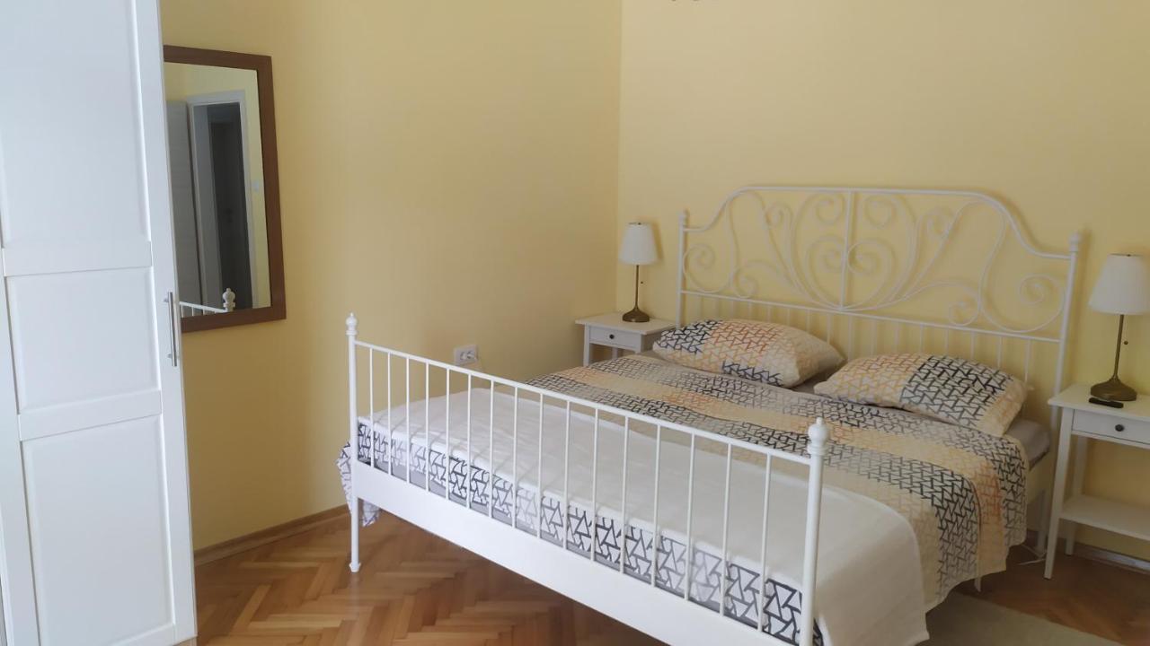 Apartment Ive Krk Town Eksteriør bilde
